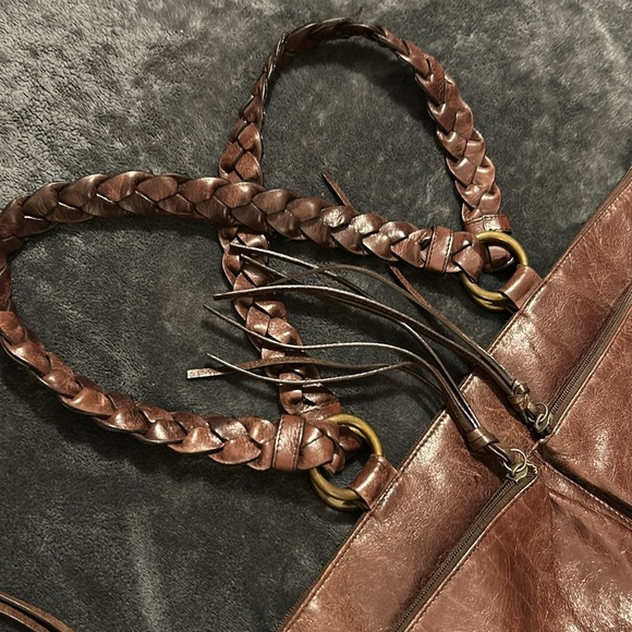 Hobo - Picture 11 of 12